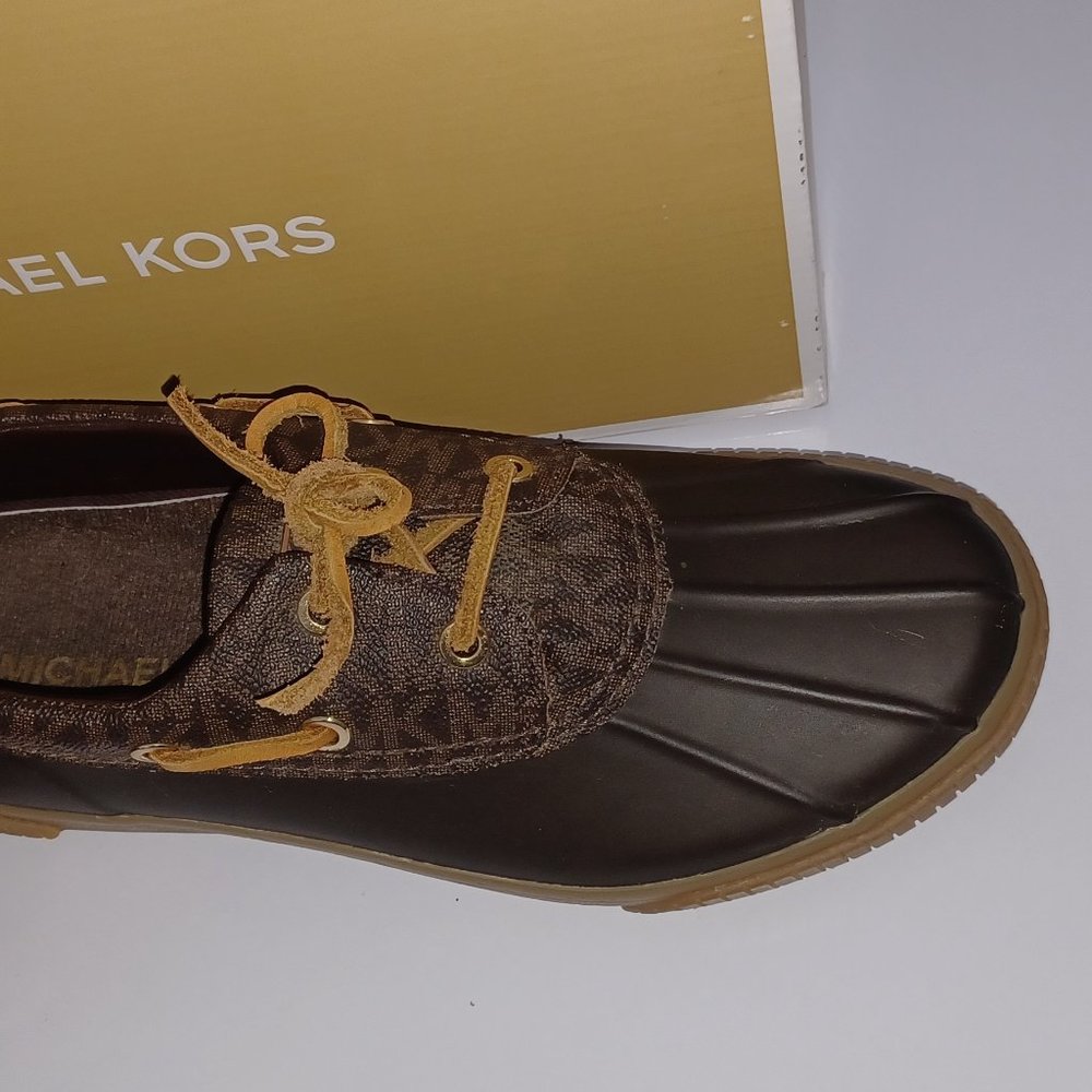 Michael Kors Brown Rubber Leather rain shoes - Picture 2 of 8